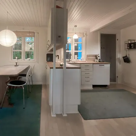 2 Bedroom Lovely In *